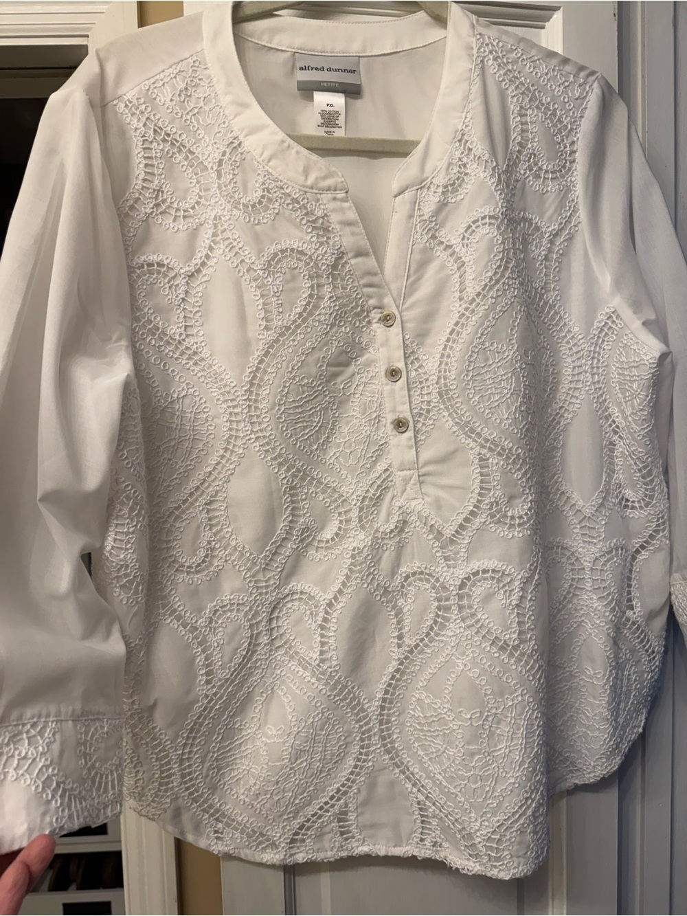 Alfred Dunner XLP White Embroidered Henley Tunic Top